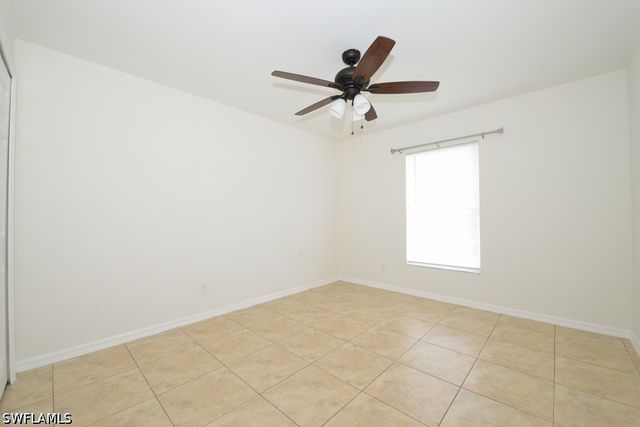 907 NE 10th TER, Cape Coral, FL 33909