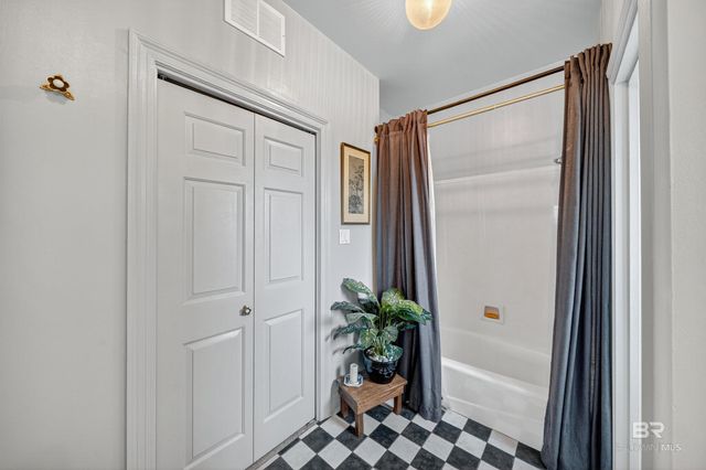 254 Royal Drive, Gulf Shores, AL 36542