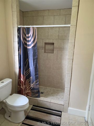 1602 W Broadway Street, Muskogee, OK 74401