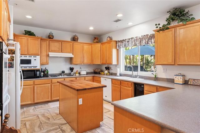 1617 Garden, Redlands, CA 92373