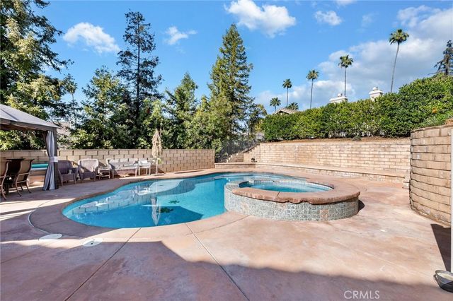 1617 Garden, Redlands, CA 92373