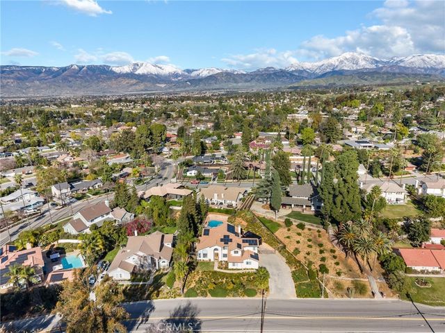 1617 Garden, Redlands, CA 92373