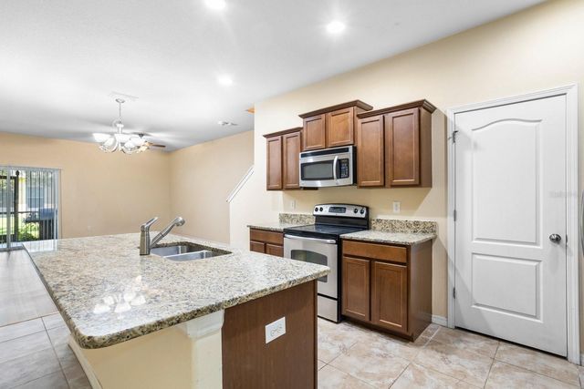 2044 HAWKS VIEW DRIVE, Ruskin, FL 33570