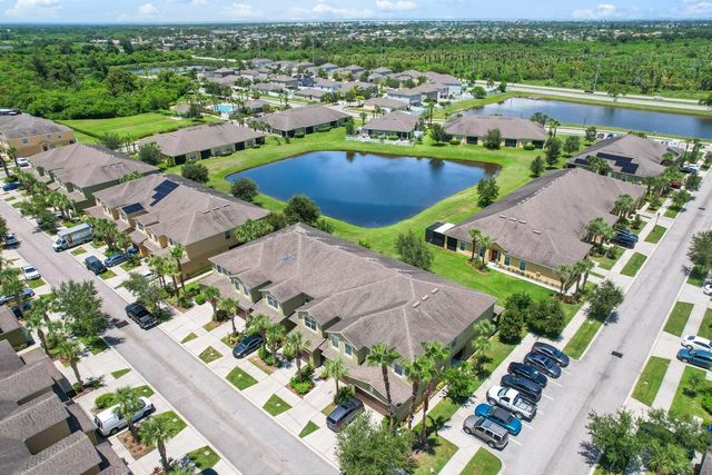 2044 HAWKS VIEW DRIVE, Ruskin, FL 33570