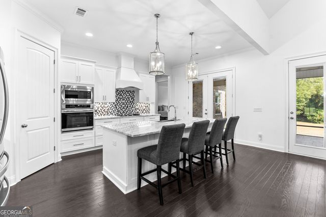 207 Yale Circle, Bonaire, GA 31005