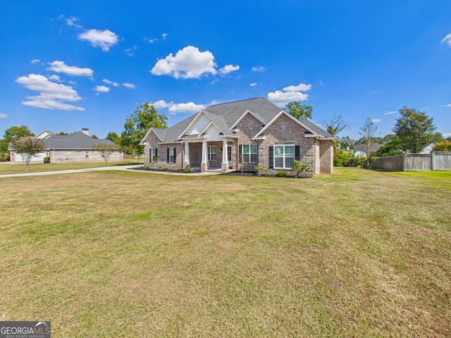 207 Yale Circle, Bonaire, GA 31005