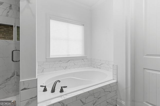 207 Yale Circle, Bonaire, GA 31005