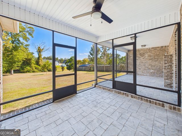 207 Yale Circle, Bonaire, GA 31005