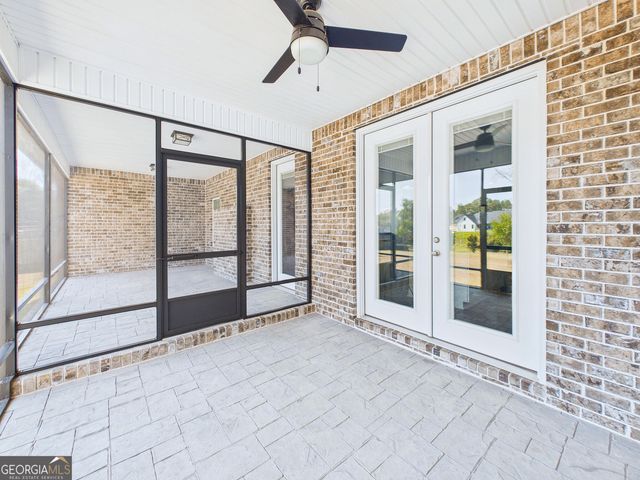 207 Yale Circle, Bonaire, GA 31005