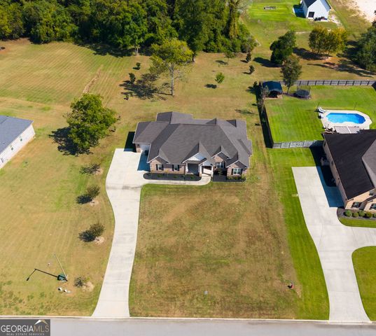 207 Yale Circle, Bonaire, GA 31005