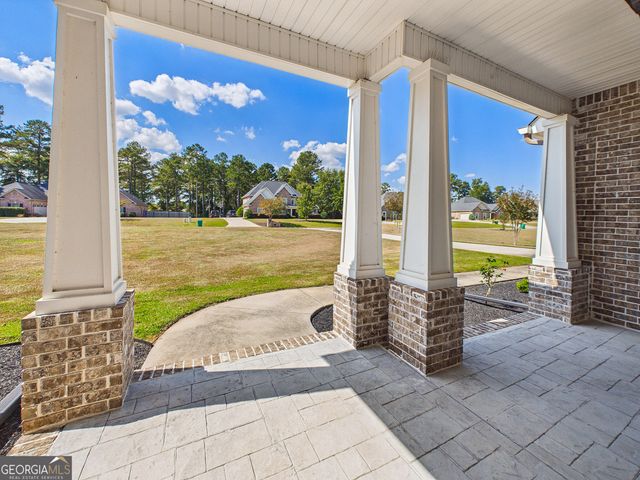 207 Yale Circle, Bonaire, GA 31005