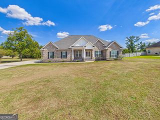 207 Yale Circle, Bonaire, GA 31005