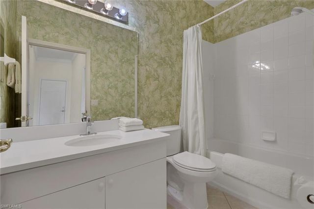 3830 Sawgrass WAY 2946, Naples, FL 34112