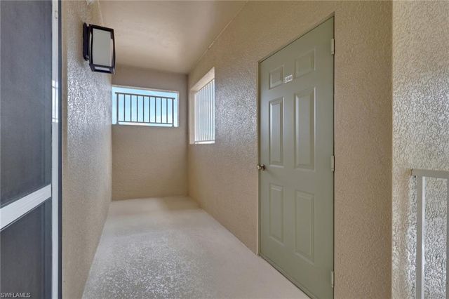 3830 Sawgrass WAY 2946, Naples, FL 34112