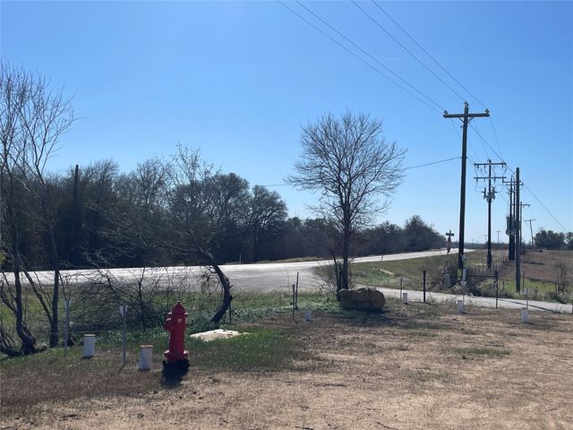 15657 Fm 86, Dale, TX 78616
