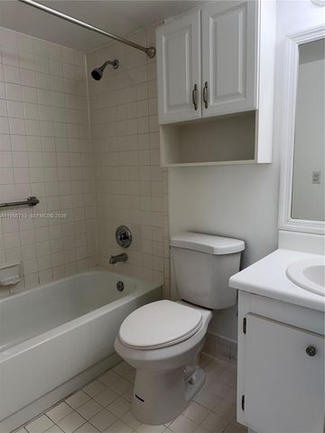 13355 SW 9th Ct 415H, Pembroke Pines, FL 33027