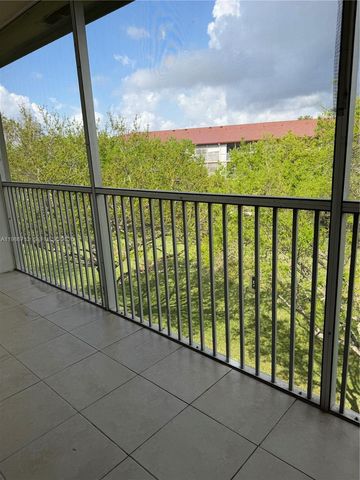 13355 SW 9th Ct 415H, Pembroke Pines, FL 33027