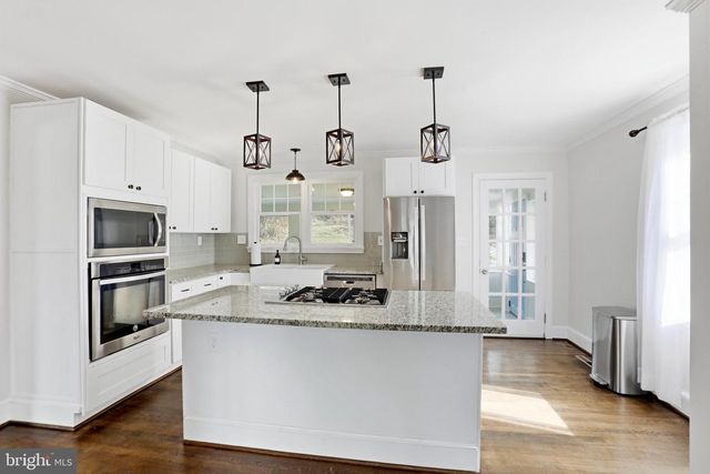 12242 HARPERS FERRY RD, Purcellville, VA 20132