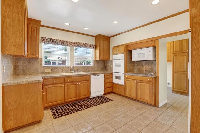 7621 Hanna Street, Gilroy, CA 95020