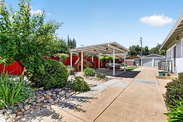 7621 Hanna Street, Gilroy, CA 95020