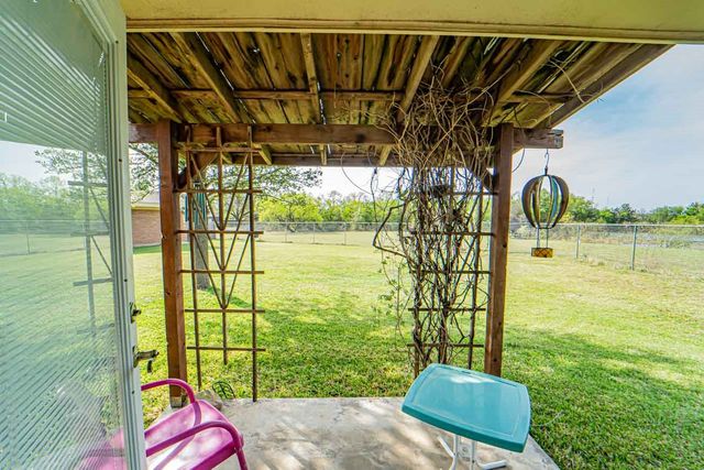 4 Chaparral Lane, Breckenridge, TX 76424