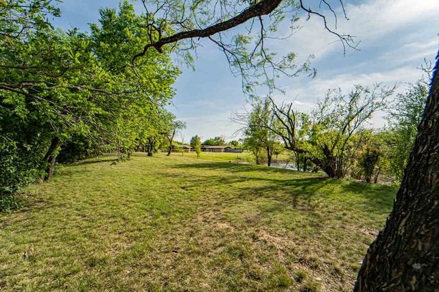 4 Chaparral Lane, Breckenridge, TX 76424
