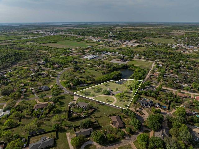 4 Chaparral Lane, Breckenridge, TX 76424