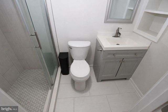 8721 YORKSHIRE LN, Manassas, VA 20111