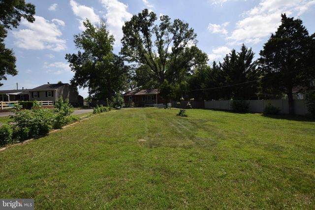 8721 YORKSHIRE LN, Manassas, VA 20111