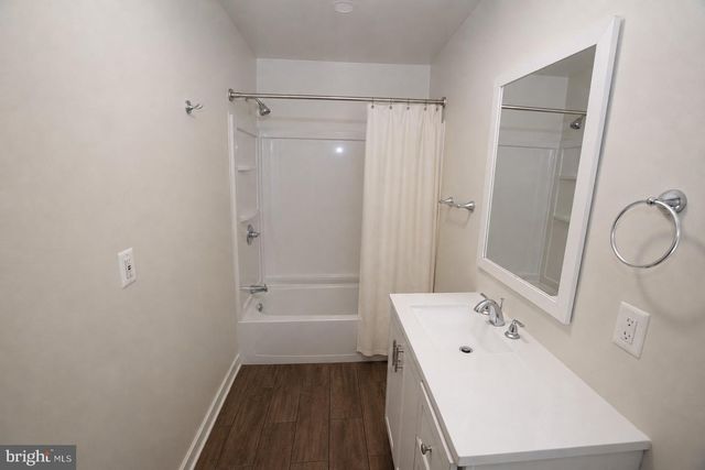 8721 YORKSHIRE LN, Manassas, VA 20111