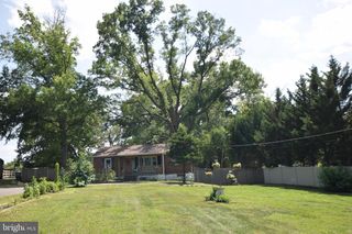 8721 YORKSHIRE LN, Manassas, VA 20111