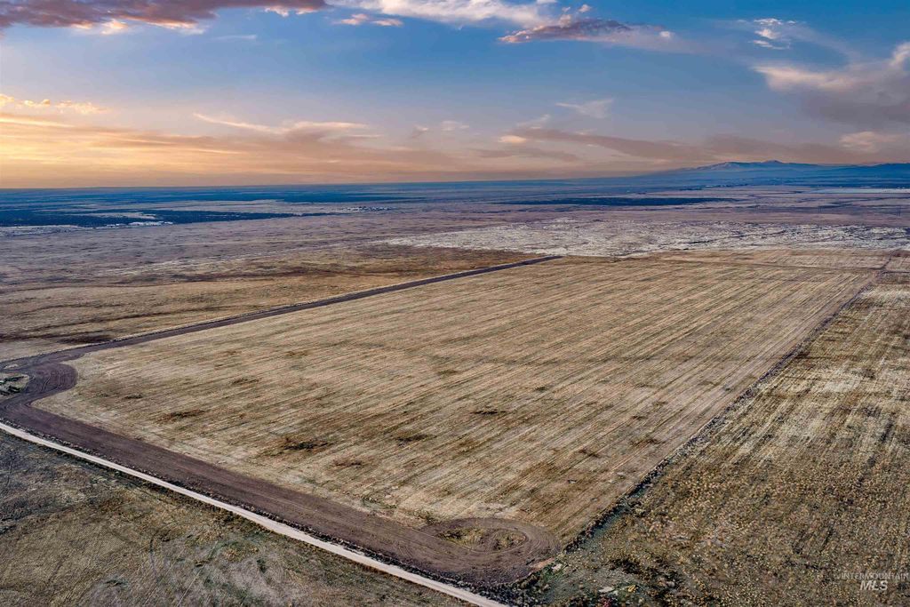 000 E Flick Ln, Mountain Home, ID 83647 photo 6