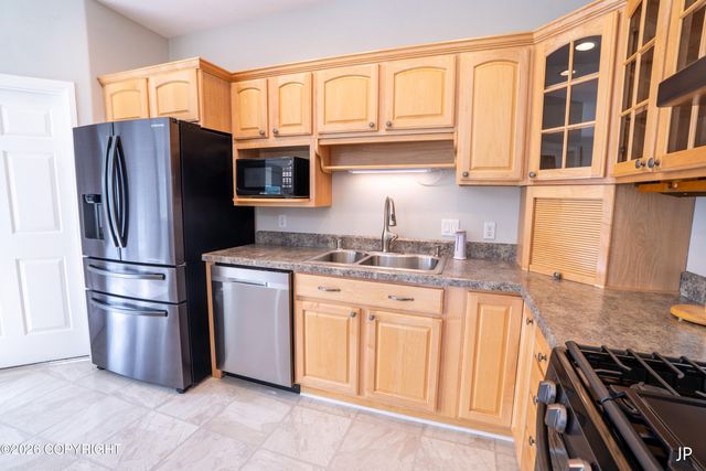 281 W London Rose Circle, Soldotna, AK 99669