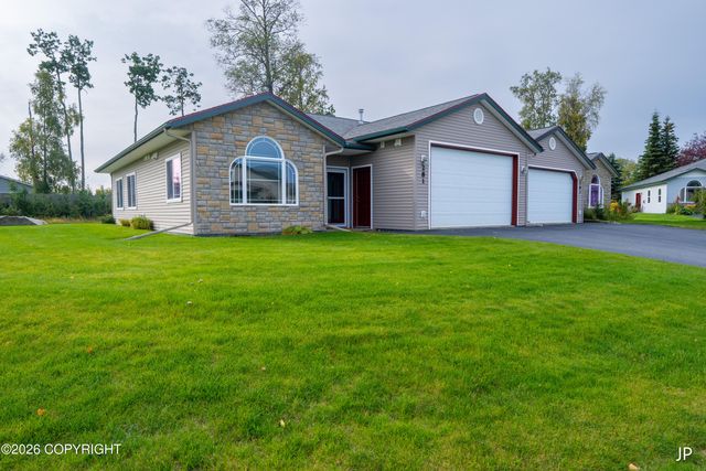 281 W London Rose Circle, Soldotna, AK 99669