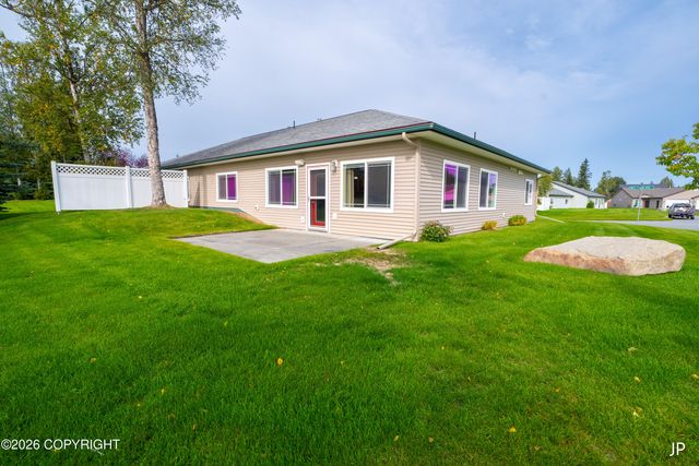 281 W London Rose Circle, Soldotna, AK 99669