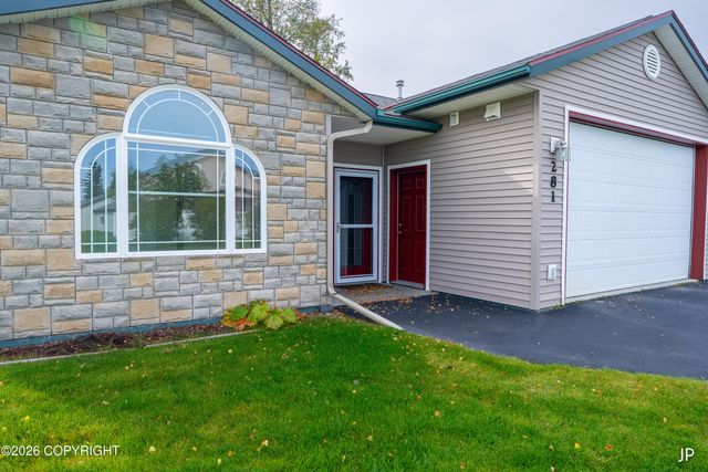 281 W London Rose Circle, Soldotna, AK 99669