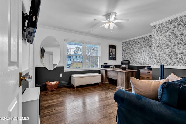 7 Richard Court, Manalapan, NJ 07726