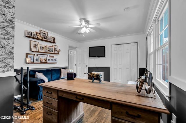 7 Richard Court, Manalapan, NJ 07726