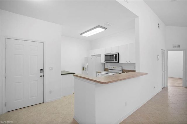 4241 bellasol CIR 1924, Fort Myers, FL 33916