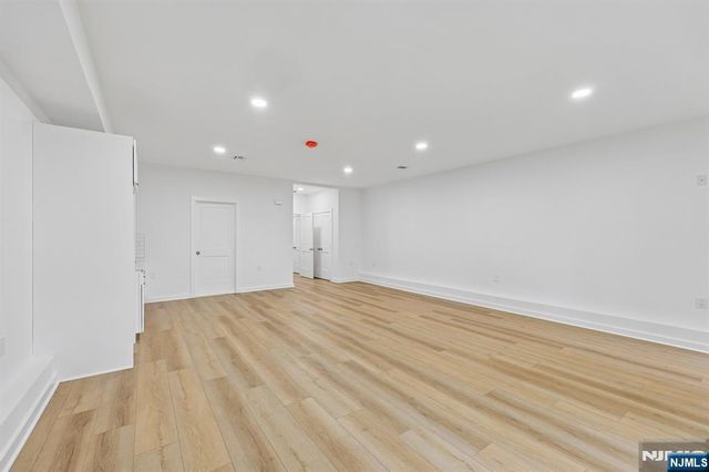 7 Terrace Place, Belleville, NJ 07109