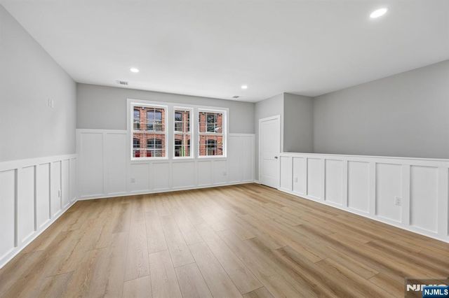 7 Terrace Place, Belleville, NJ 07109