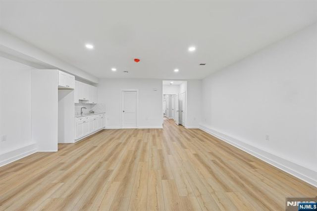 7 Terrace Place, Belleville, NJ 07109