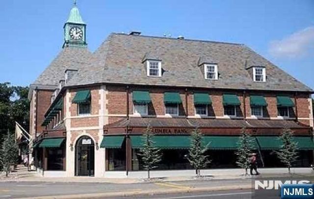 15-08 N Plaza Road A, Fair Lawn, NJ 07410