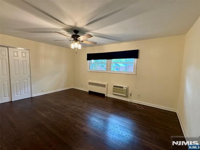 15-08 N Plaza Road A, Fair Lawn, NJ 07410