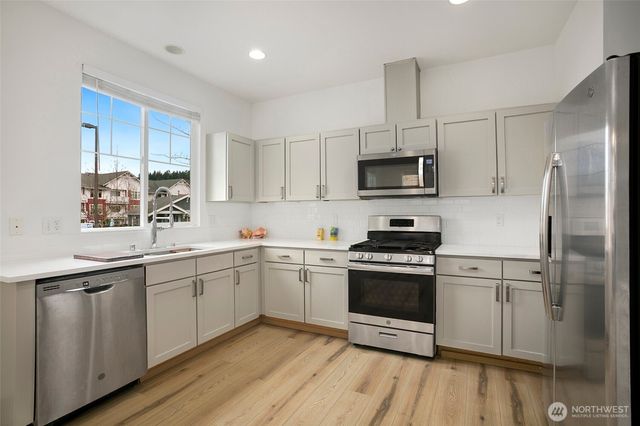 18813 143rd Court NE, Woodinville, WA 98072