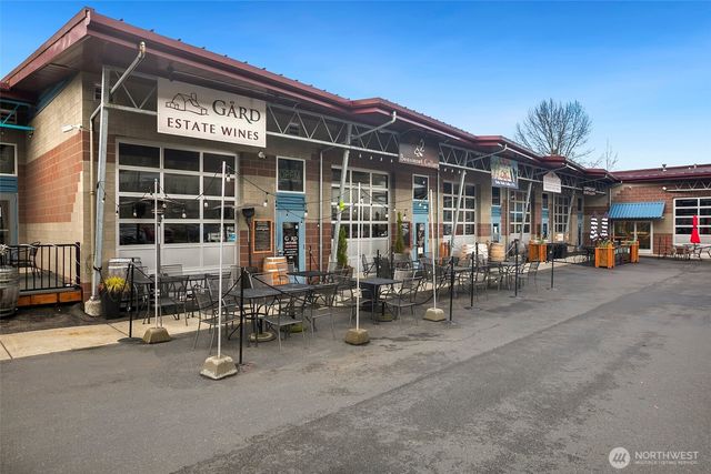 18813 143rd Court NE, Woodinville, WA 98072