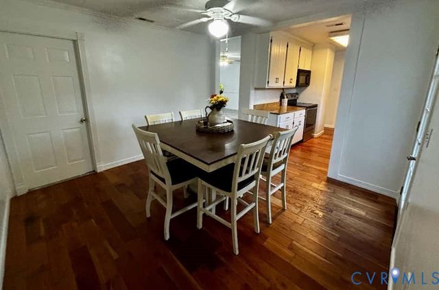 206 Belmont Dr, Toano, VA 23168