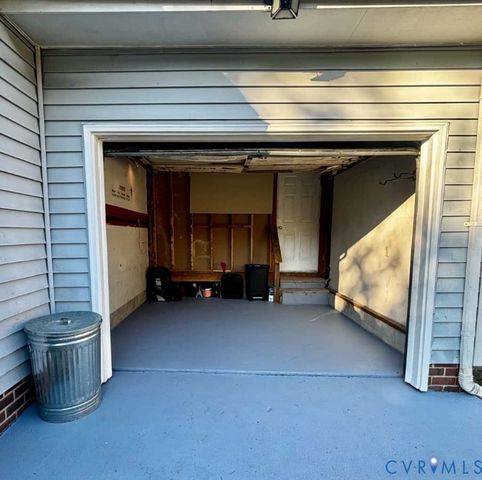 206 Belmont Dr, Toano, VA 23168