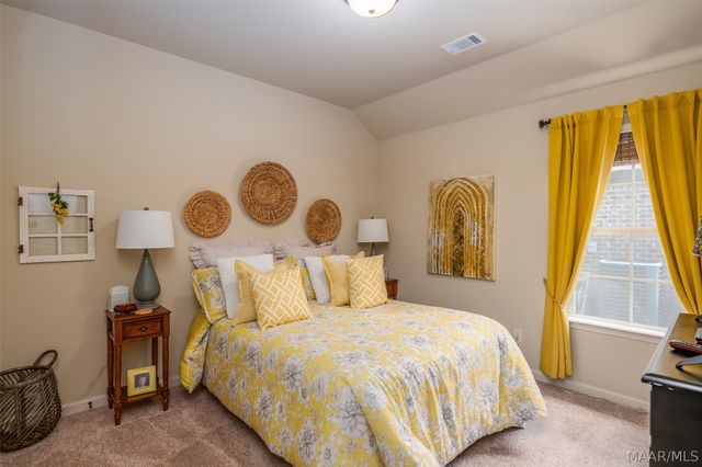 9155 CRESCENT LODGE Circle, Pike Road, AL 36064