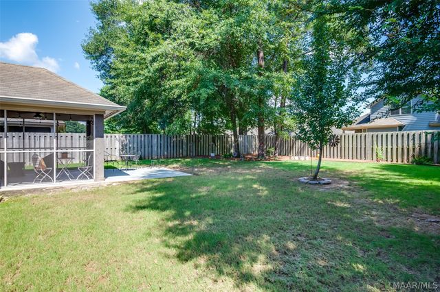 9155 CRESCENT LODGE Circle, Pike Road, AL 36064